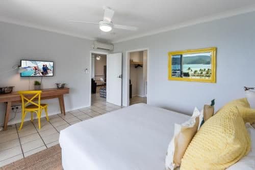 2 Bedroom Apartment with Sea View - Apartment 111