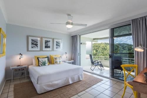 2 Bedroom Apartment with Sea View - Apartment 111