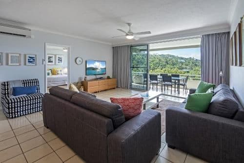 2 Bedroom Apartment with Sea View - Apartment 111