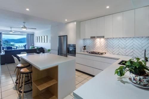 2 Bedroom Apartment with Sea View - Apartment 111