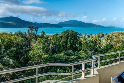 2 Bedroom Apartment with Sea View - Apartment 102