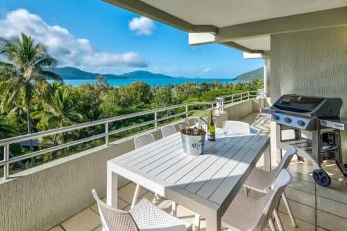 2 Bedroom Apartment with Sea View - Apartment 102