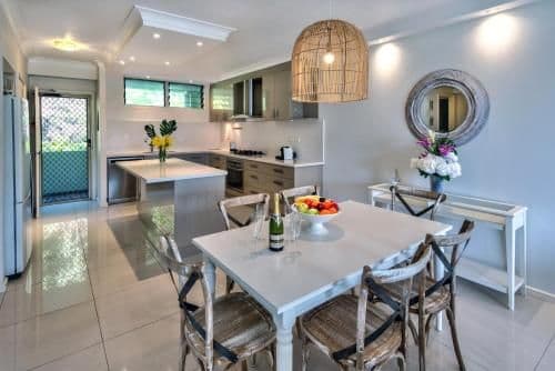 2 Bedroom Apartment with Sea View - Apartment 102