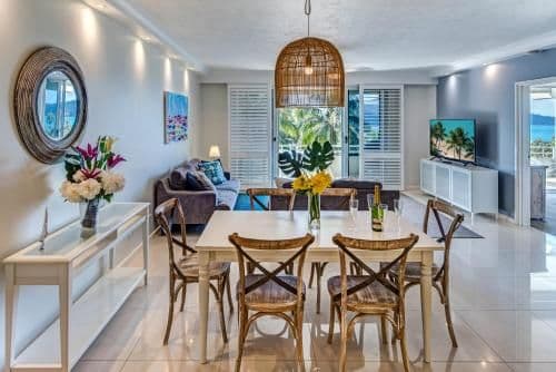 2 Bedroom Apartment with Sea View - Apartment 102