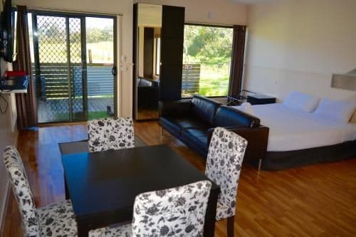 Deluxe Cabin with Private Bathroom - Open Plan
