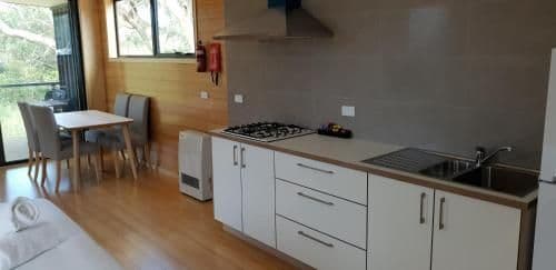Eco Cabins-Full Solar with Private Bathroom