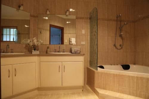 Double Room with Spa Bath