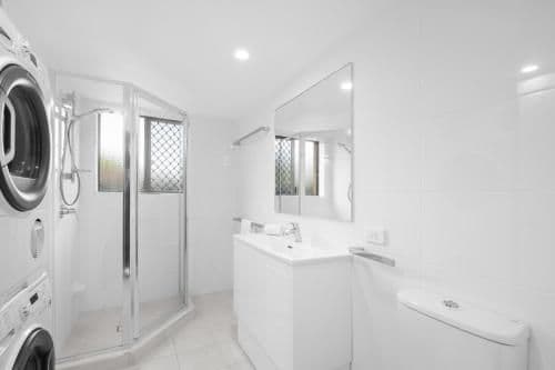 Two Bedroom Deluxe with Air-conditioning