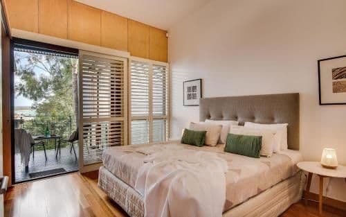 Three-Bedroom Spa Ocean/Hinterland View