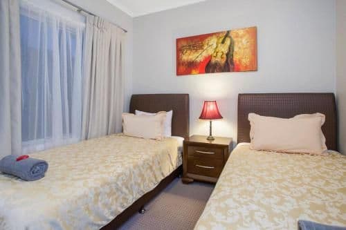 Luxury Three-Bedroom Villa with Spa Bath