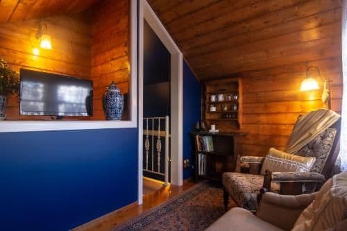 Deluxe Suite with Spa Bath