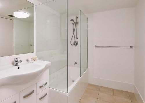 Standard Two Bedroom Apartment with Full Ocean View
