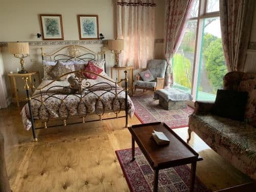 King Room with Spa Bath