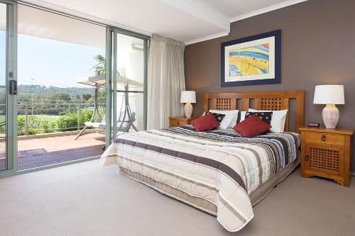 Three-Bedroom Apartment with Lake View