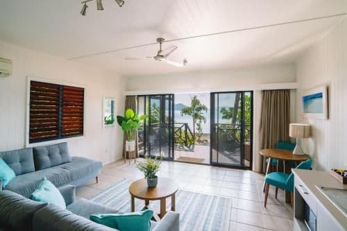 One-Bedroom Bungalow - Beach Front 