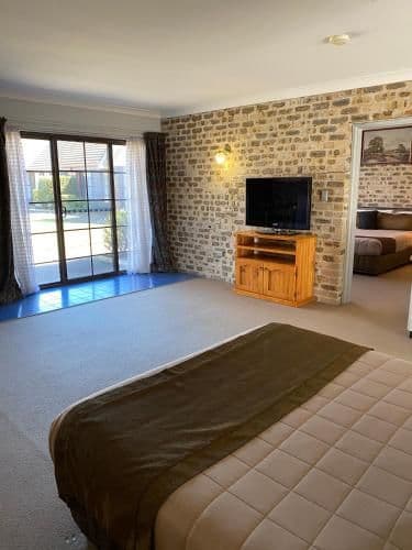 Executive Family Room