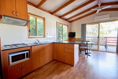 Deluxe Cabin 6 Pax