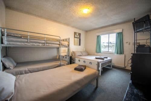 One-Bedroom Apartment with Private Bathroom