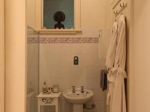 Deluxe Queen Suite - Edwardian