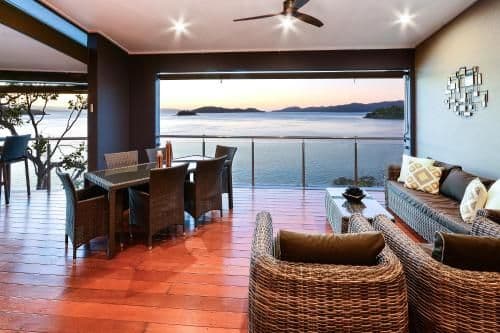 3 Bedroom Sea View Apartment - Apartment 18