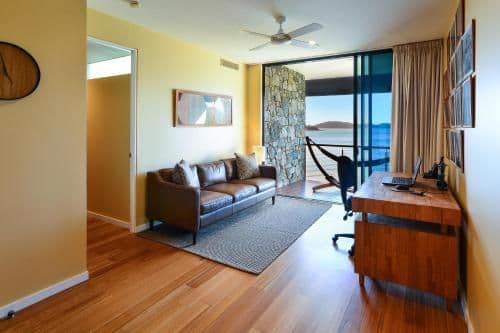 3 Bedroom Sea View Apartment - Apartment 18