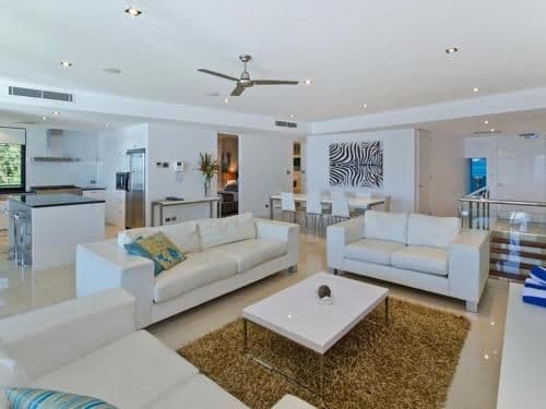 3 Bedroom Sea View Apartment - Apartment 19