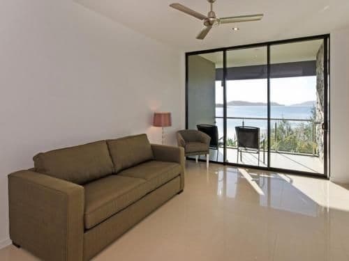 3 Bedroom Sea View Apartment - Apartment 19