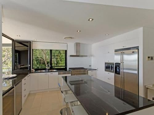 3 Bedroom Sea View Apartment - Apartment 19