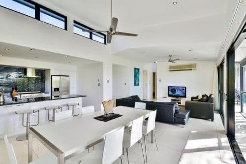 3 Bedroom Sea View apartment - Apartment 8