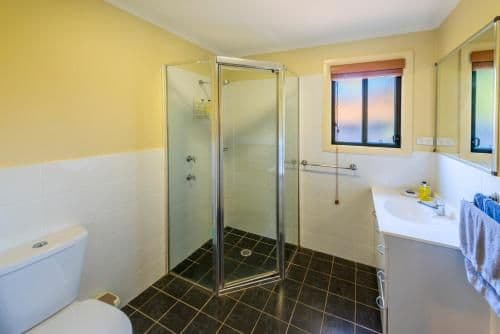 Deluxe Two-Bedroom Cottage