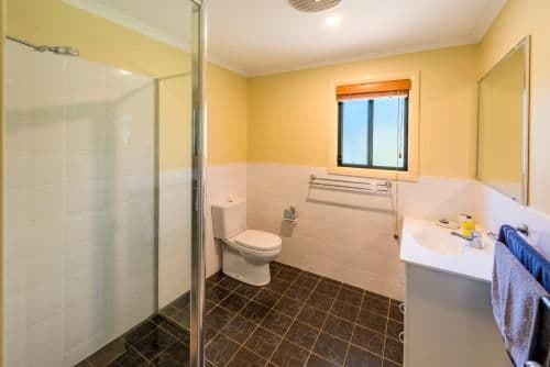 Deluxe Two-Bedroom Cottage
