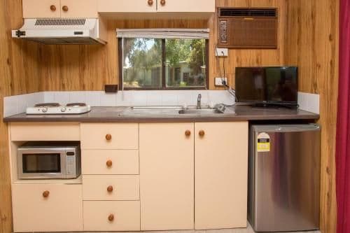 Budget Cabin with Bathroom