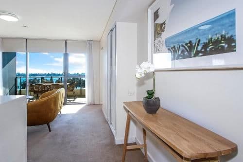 Two-Bedroom Apartment with Harbour View and Balcony