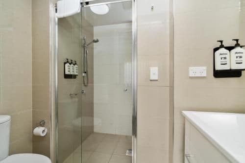 Two-Bedroom Apartment with Harbour View and Balcony