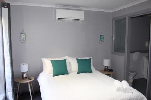 Two-Bedroom Apartment with Partial Ocean View
