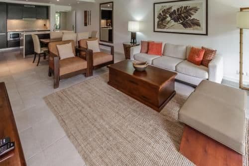 3 Bedroom Luxury Private Apartment | 101 -102