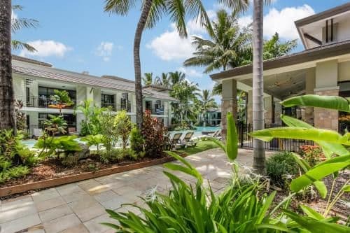 3 Bedroom Luxury Private Apartment | 101 -102