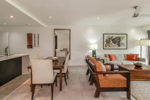 3 Bedroom Luxury Private Apartment | 101 -102