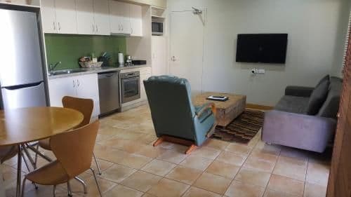 One Bedroom Villa - Self Contained