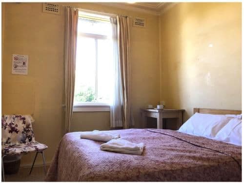 Budget Double Room with Shared Bathroom