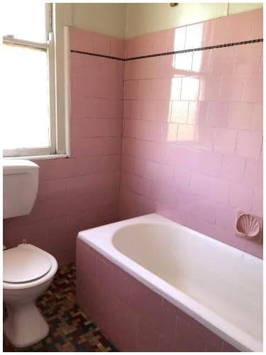 Budget Double Room with Shared Bathroom