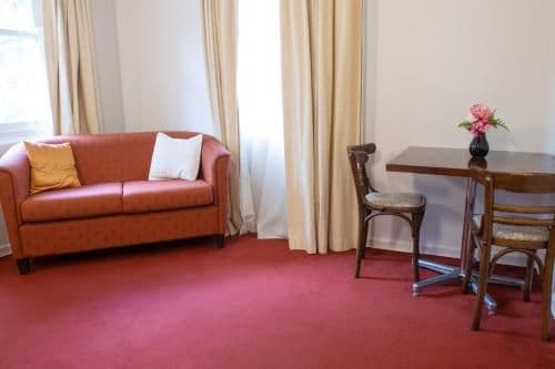 Deluxe Suite with Spa Bath