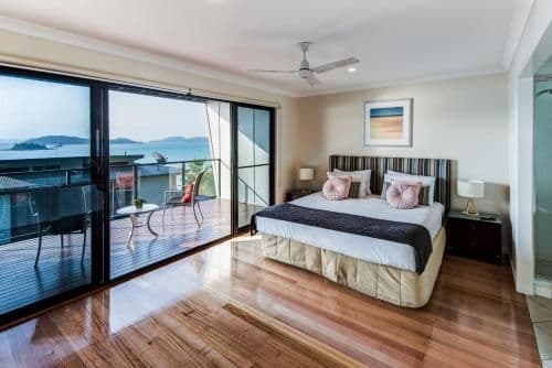2 bedroom Sea View apartment 26