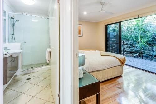 2 bedroom Sea View apartment 26