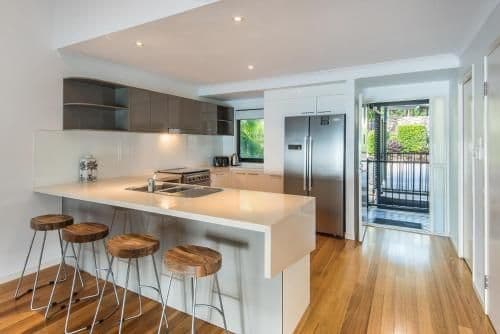 2 bedroom Sea View apartment 6