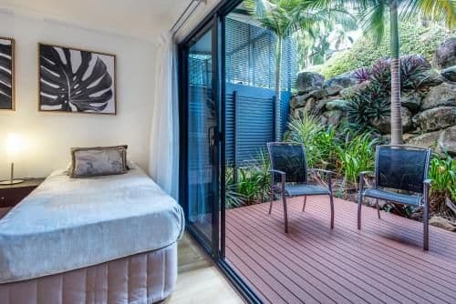 2 bedroom Sea View apartment 6