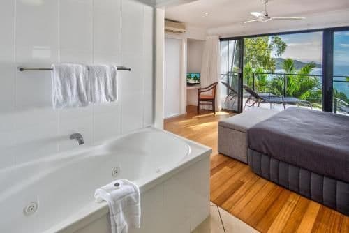 2 bedroom Sea View apartment 6