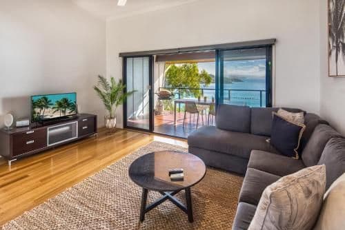 2 bedroom Sea View apartment 6