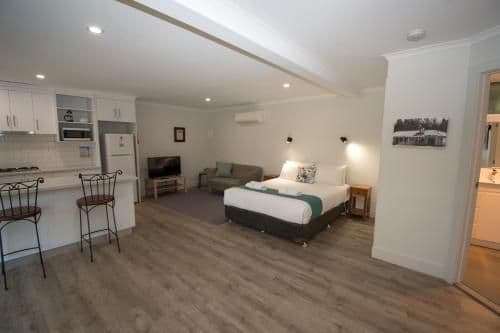 Studio Unit