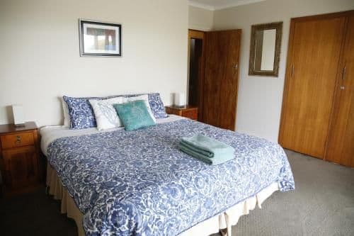 Two-Bedroom Apartment with Sea View